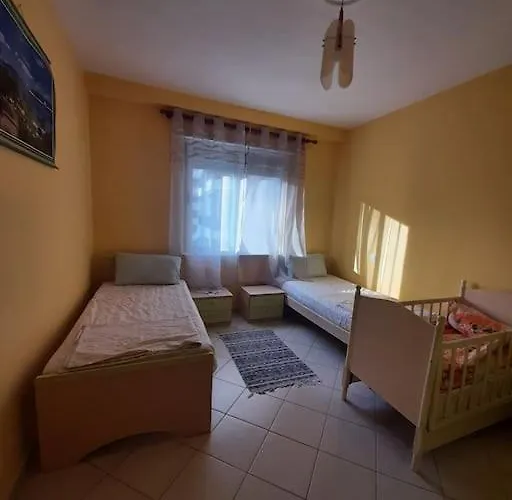 Seaside Haven - Golem, Albania 公寓