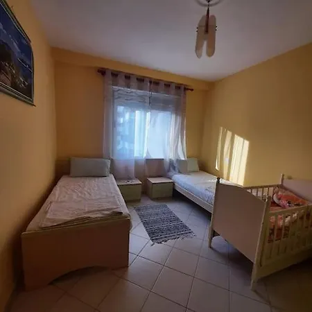 Seaside Haven - Golem, Albania דירה